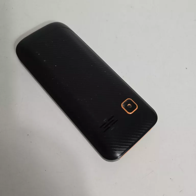 TELEFON MAXCOM MM142