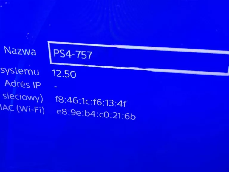 KONSOLA PLAYSTATION 4 PRO 1TB + 2 PADY
