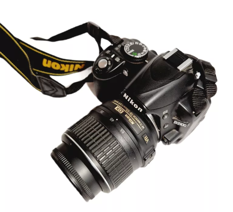 APARAT NIKON D3100