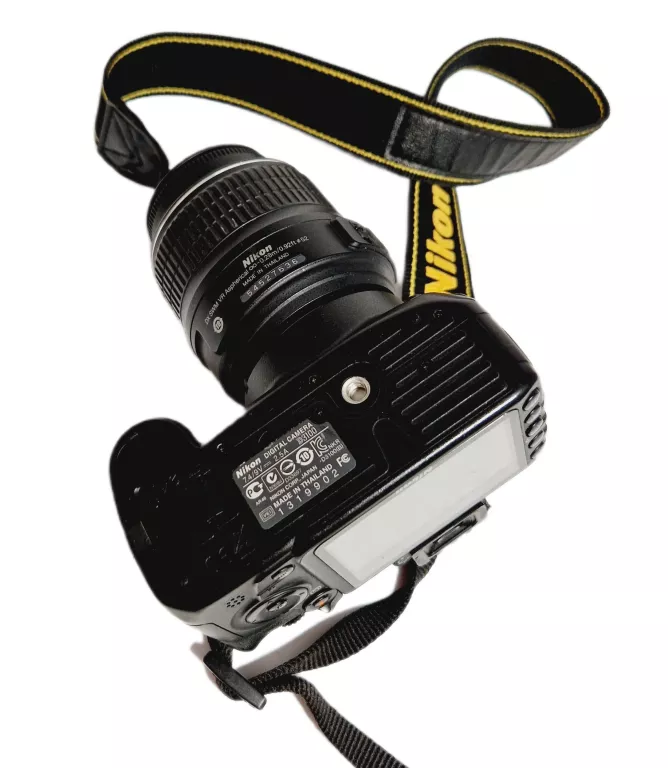 APARAT NIKON D3100