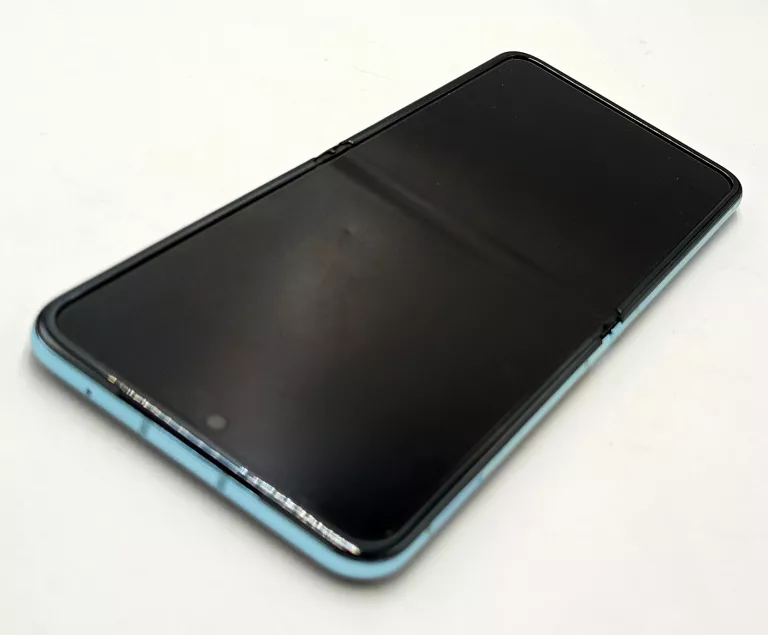 telefon-motorola-razr-40-ultra-8256-polecamy-kod-producenta-pax40013se