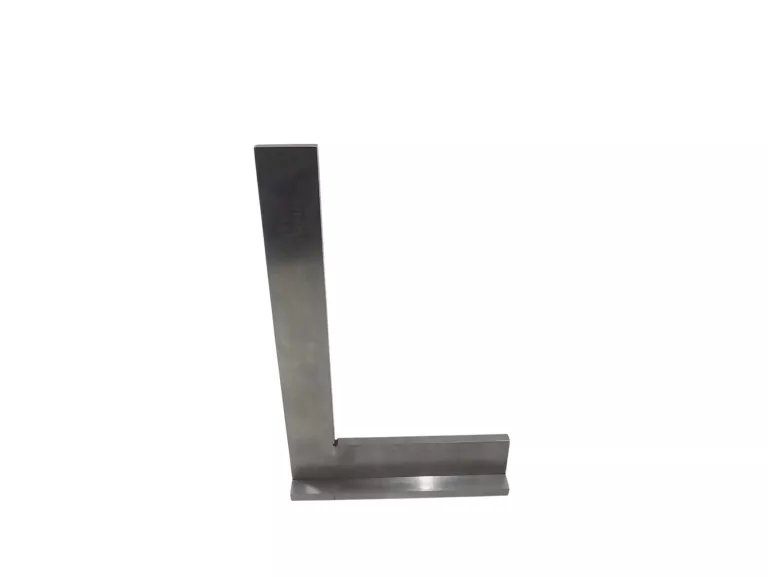 KĄTOWNIK 250X165 INOX