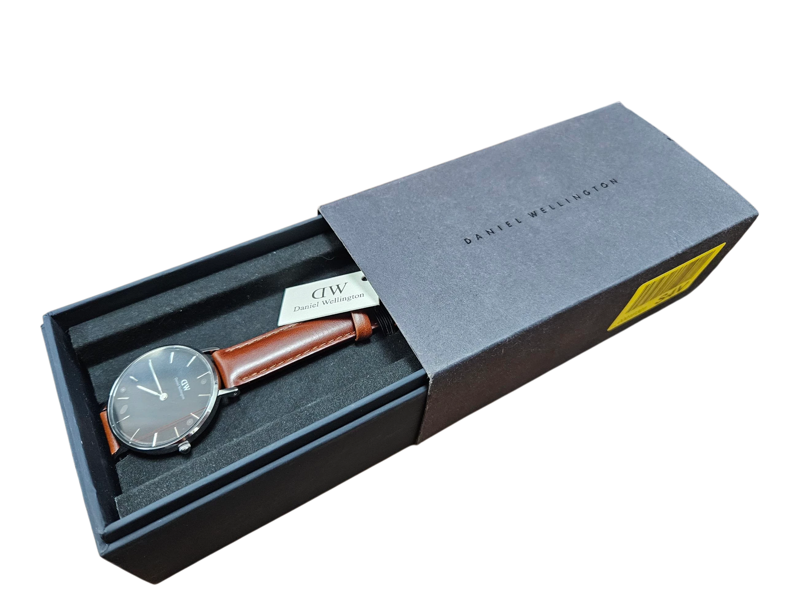 daniel-wellington-classic-petite-st-mawes-dw00100181-ksztalt-koperty-129223-2