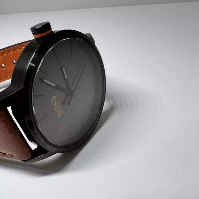 zegarek-boss-orange-copenhagen-1550054-zestaw-ksztalt-koperty-129223-2