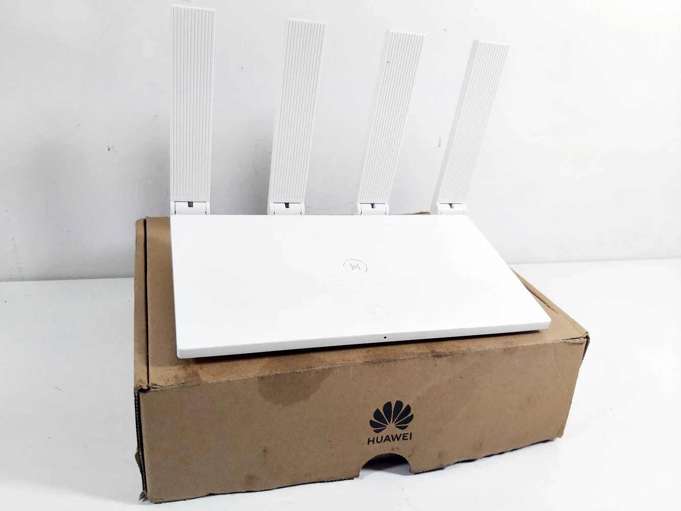 router-huawei-ws5200-komplet-stan-11323-2