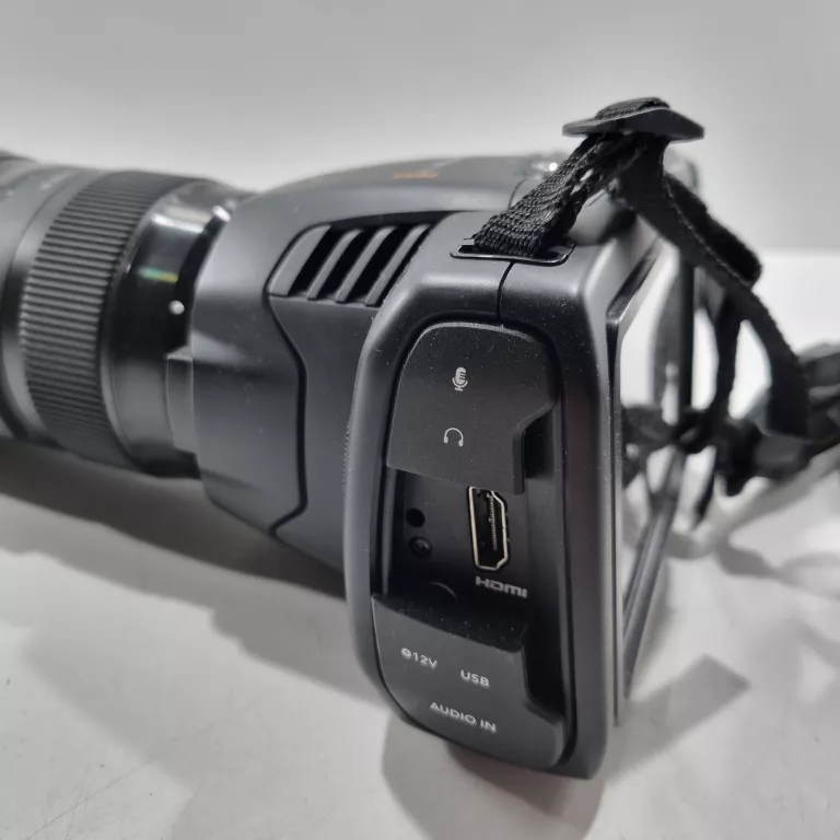 KAMERA BLACKMAGIC POCKET CINEMA 6K + OBIEKTYW SIGMA 18-35MM + ŁAD