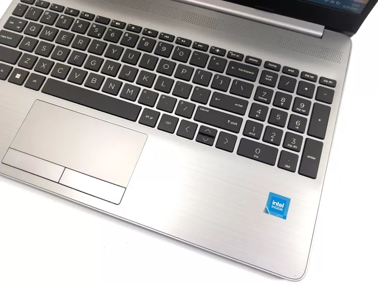 SZYBKI LAPTOP HP 250 G9 8GB RAM 256SSD ICN4500 + ŁAD