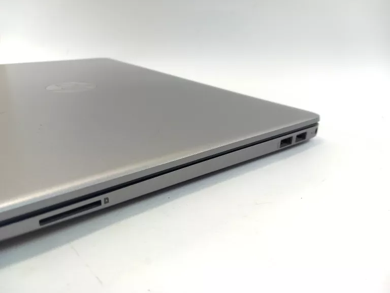 SZYBKI LAPTOP HP 250 G9 8GB RAM 256SSD ICN4500 + ŁAD