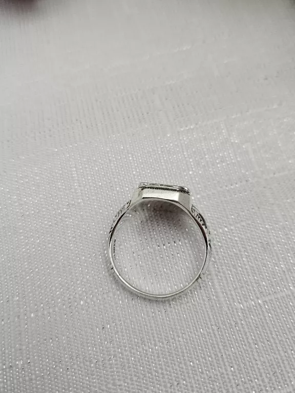 ŚLICZNY SREBRNY PIERŚCIEŃ 13,30 G 925
