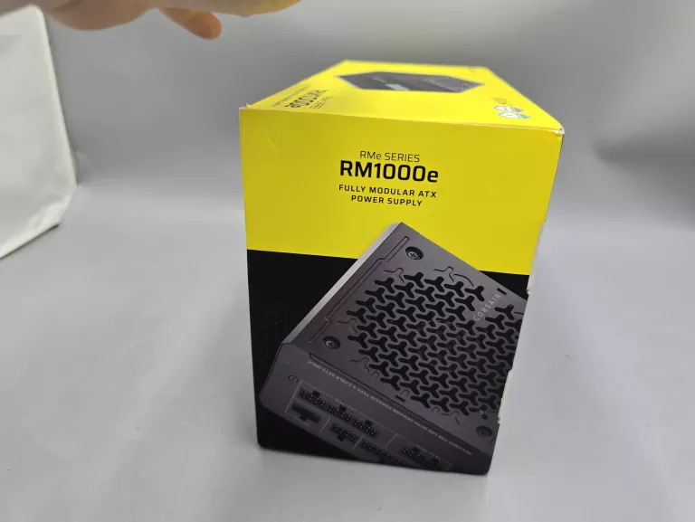 ZASILACZ CORSAIR RM1000E 1000W 80 PLUS GOLD KOMPLET NO