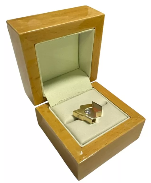 ZŁOTA ZAWIESZKA 585 Z DIAMENTEM / 5,06 G