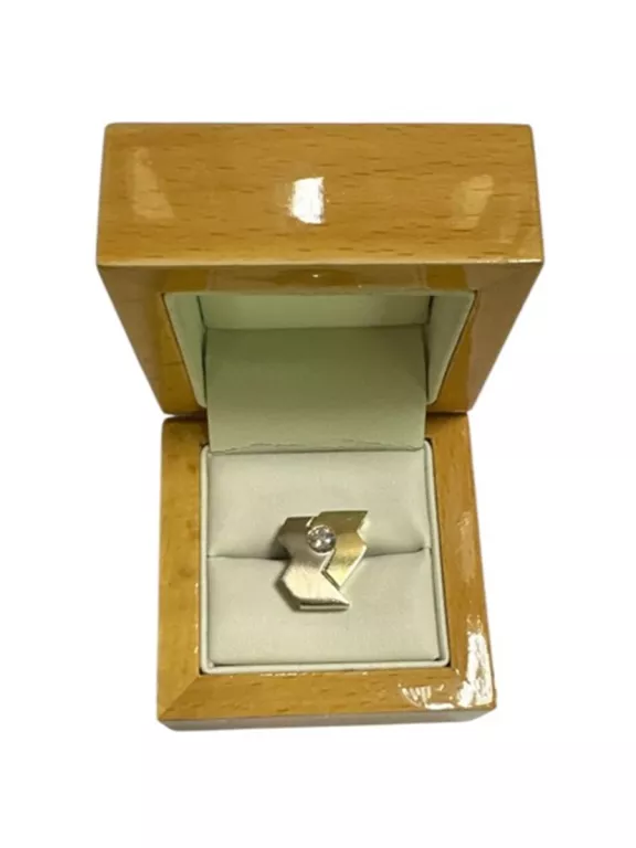 ZŁOTA ZAWIESZKA 585 Z DIAMENTEM / 5,06 G