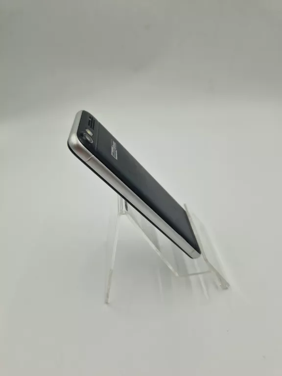 TELEFON MAXCOM MM136