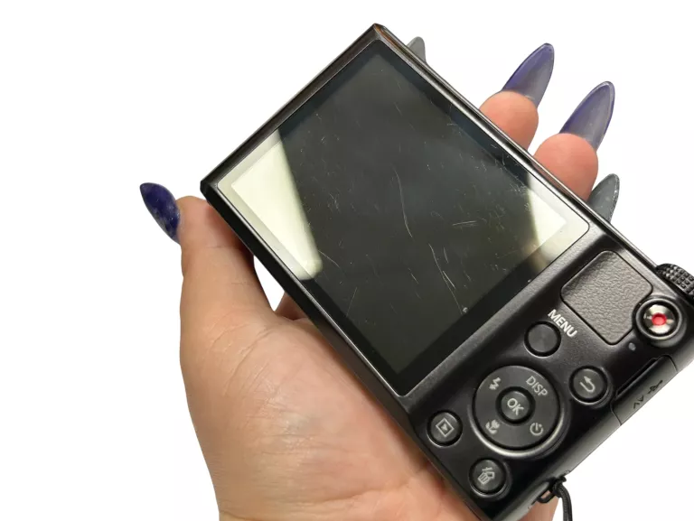 aparat-samsung-wb150f-czarny-zoom-optyczny-1800