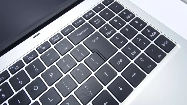 laptop-wortmann-ag-terra-mobile-1610-i5-1235u-16512gb-win11-przekatna-ekranu-1600