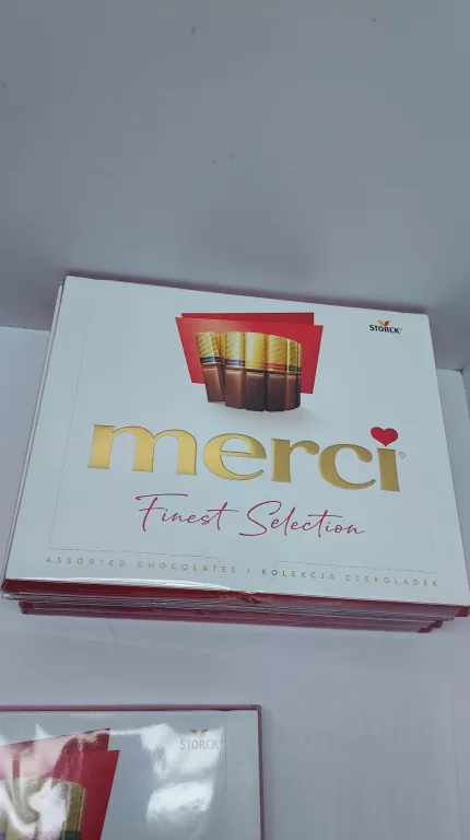 STORCK MERCI KOLEKCJA CZEKOLADEK 250 G