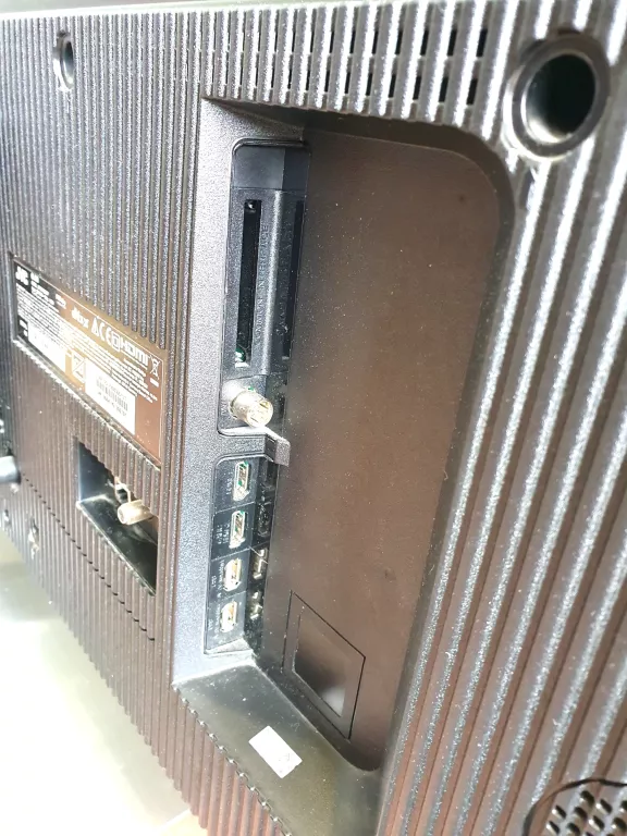 TELEWIZOR QLED JVC LT-55VAQ930P 55 CALI 4K UHD