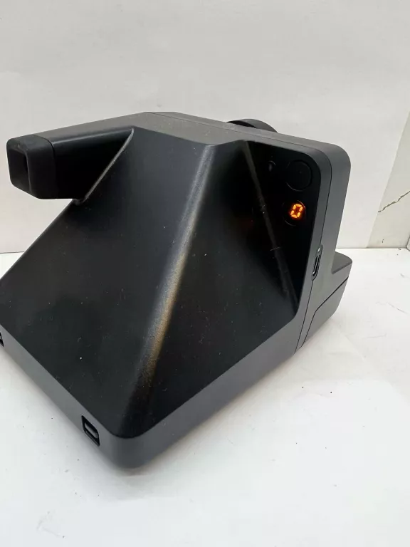 aparat-natychmiastowy-polaroid-now-w-zestawie-z-filtrami-komplet-stan-11323-2