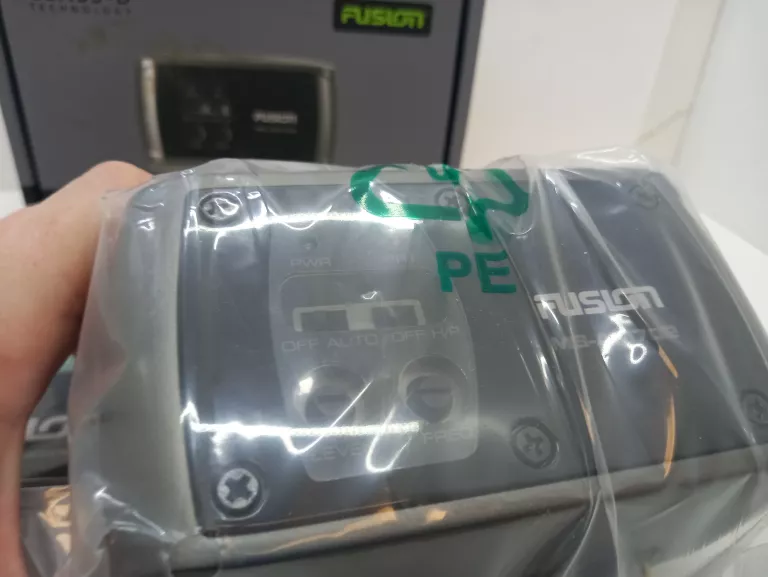 wzmacniacz-jachtowy-fusion-ms-am702-komplet-ean-gtin-0753759139247