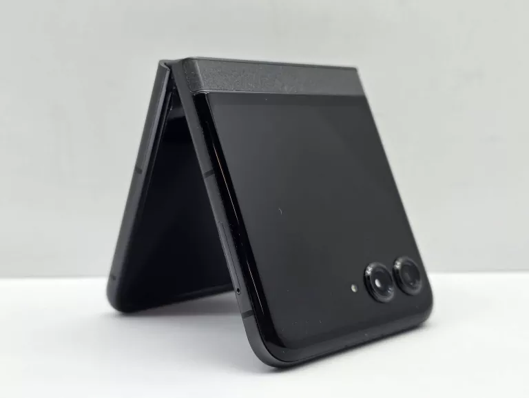SMARTFON MOTOROLA RAZR 5O 8/256GB 5G