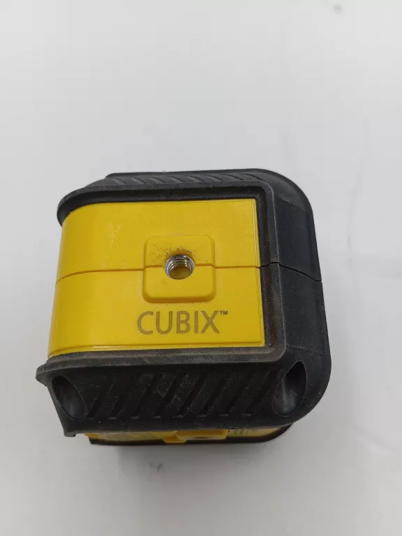 LASER KRZYZOWY STANLEY CUBIX