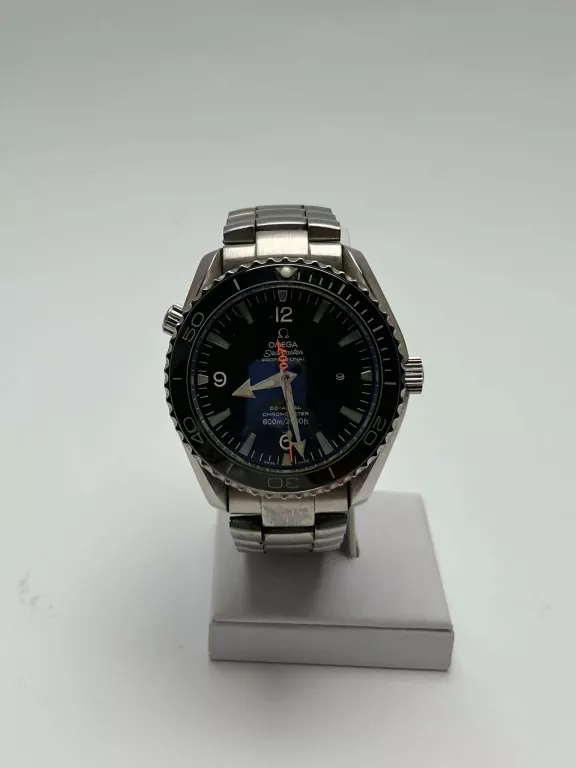 OMEGA SEAMASTER PLANET OCEAN CASINO ROYALE 007
