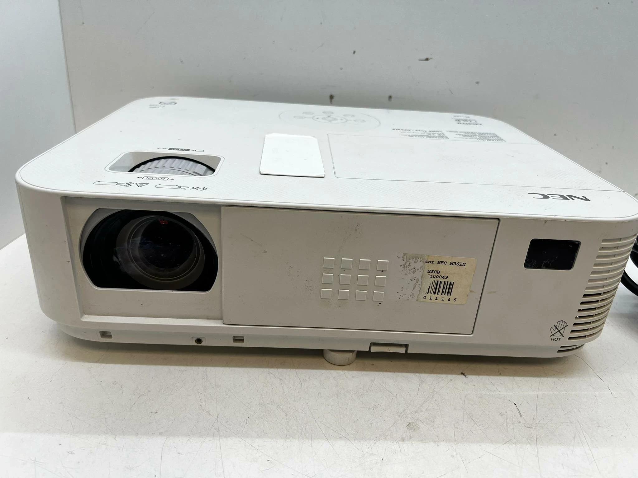 projektor-nec-np-m362xg-mostowa-6-augustow-balitc