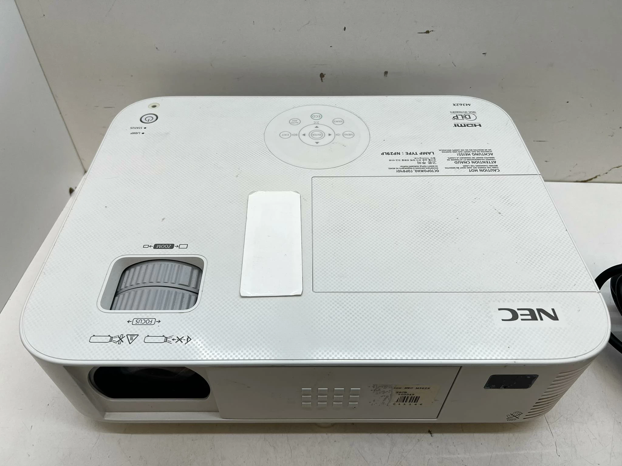 projektor-nec-np-m362xg-stan-11323-2