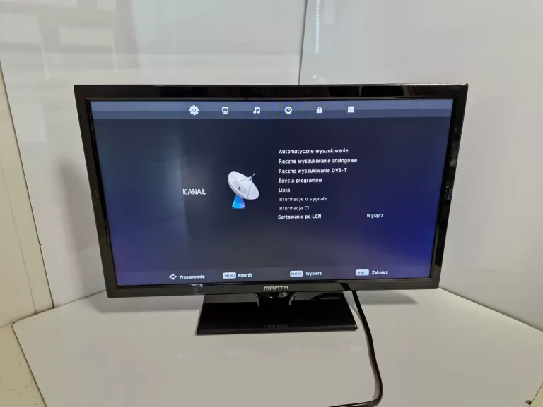 telewizor-19-cali-led-tv-dvb-t2hevc-manta-19lhn123d-z-dekoderem-smart-tv-211678-250642