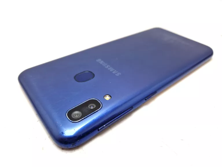 SMARTFON SAMSUNG GALAXY A20E 3 GB / 32 GB 4G (LTE) NIEBIESKI