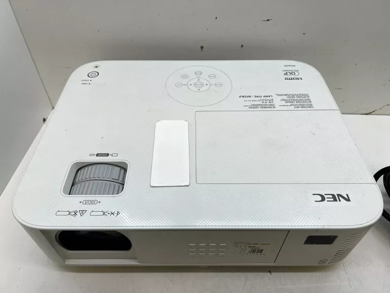 projektor-nec-np-m362xg-stan-11323-2