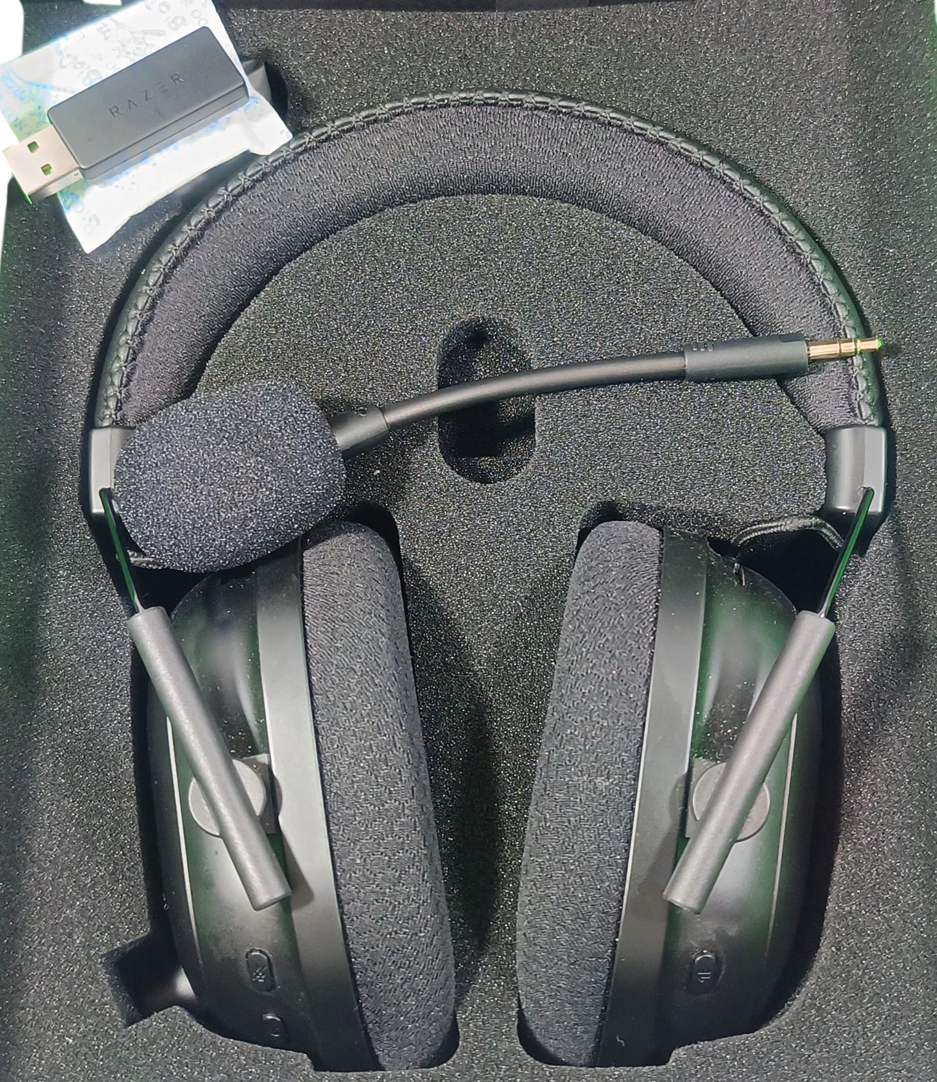 sluchawki-razer-blackshark-v2-pro-model-blackshark-v2-pro