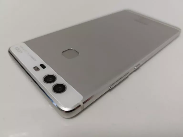 TELEFON HUAWEI P9 EVA-L09 3/32GB SOLO