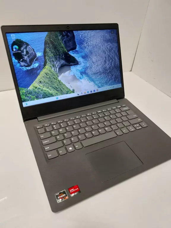LENOVO V14-ADA/ AMD R3 8 GB 256GB SSD + ŁAD