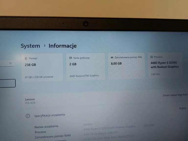 LENOVO V14-ADA/ AMD R3 8 GB 256GB SSD + ŁAD