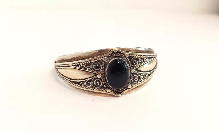 stara-srebrna-bransoletka-z-czarnym-oczkiem-3430g-stan-11323-253798