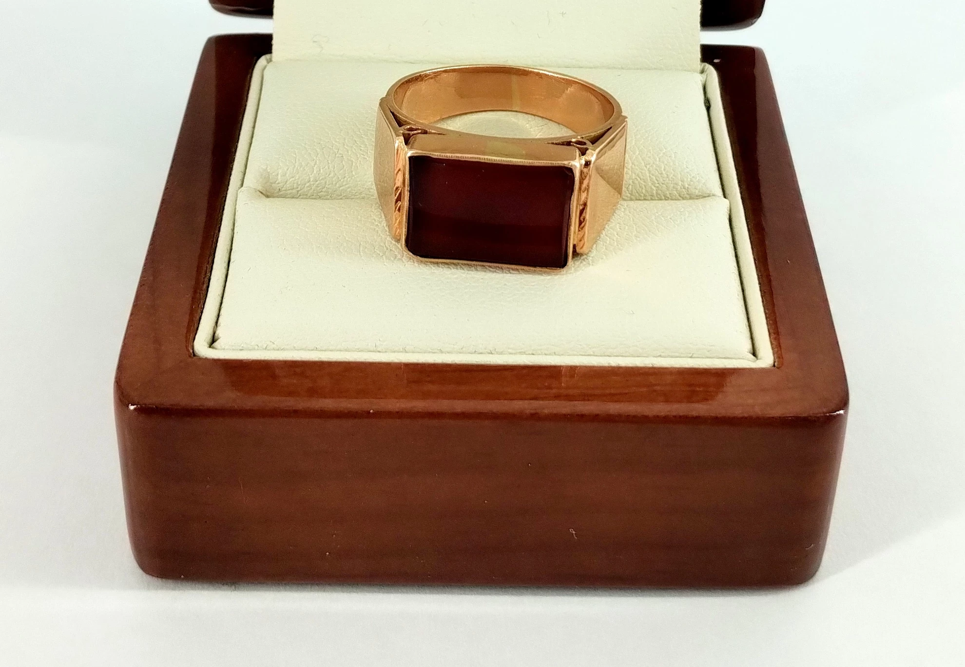 wyrob-jubilerski-uzywany-sygnet-powst-warsz-54-darlowo