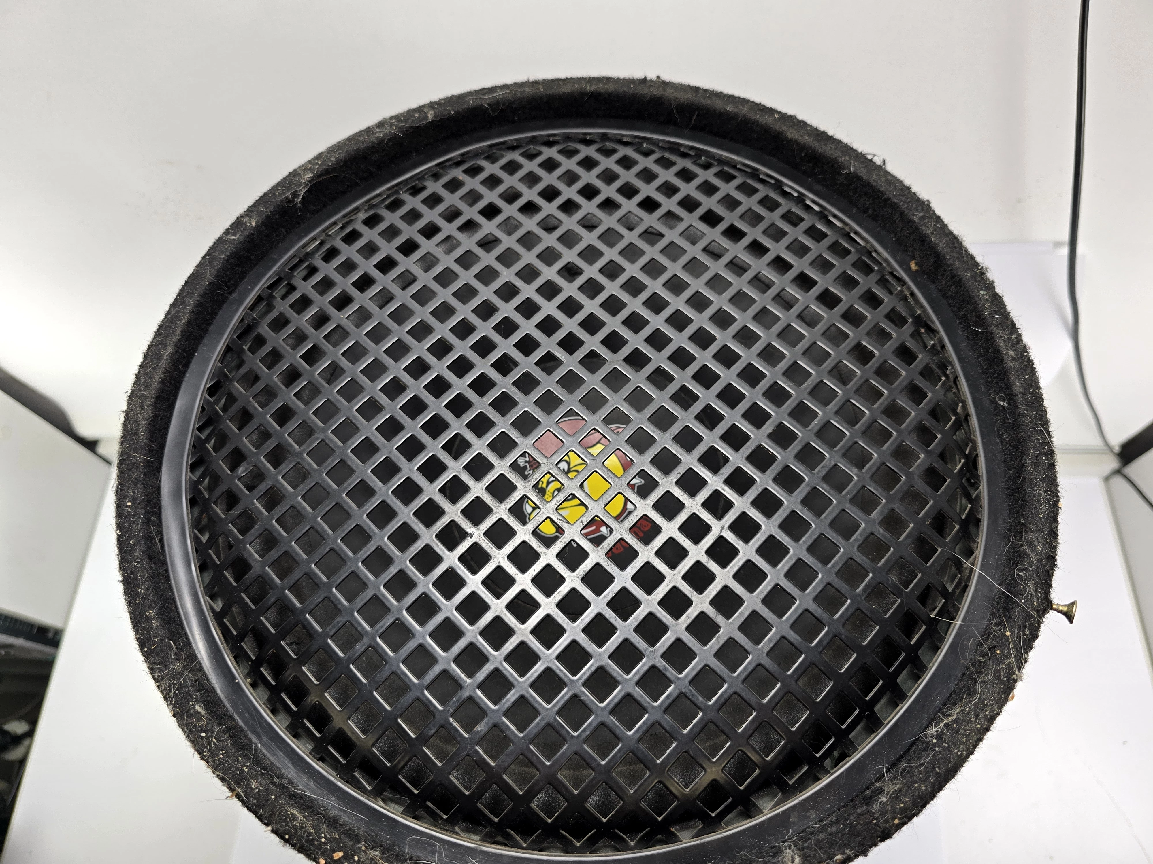 subwoofer-samochodwy-magnat-power-bull-300w-ean-gtin-4018843070186