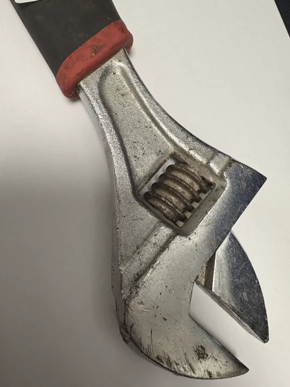 KLUCZ 250X30 METALOWY UŻUWANY
