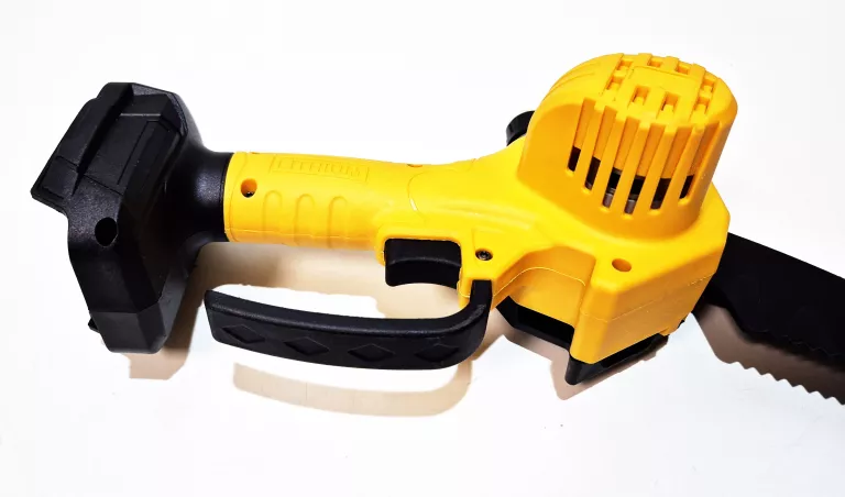 PILARKA GAŁĘZIOWA AKUMULATOROWA TOOLS POWER