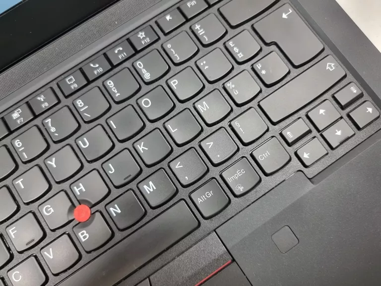 LENOVO THINKPAD T14 GEN1 RYZEN5 PRO 16/256GB