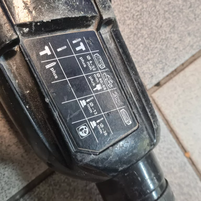 MŁOTOWIERTARKA YATO YT-82122