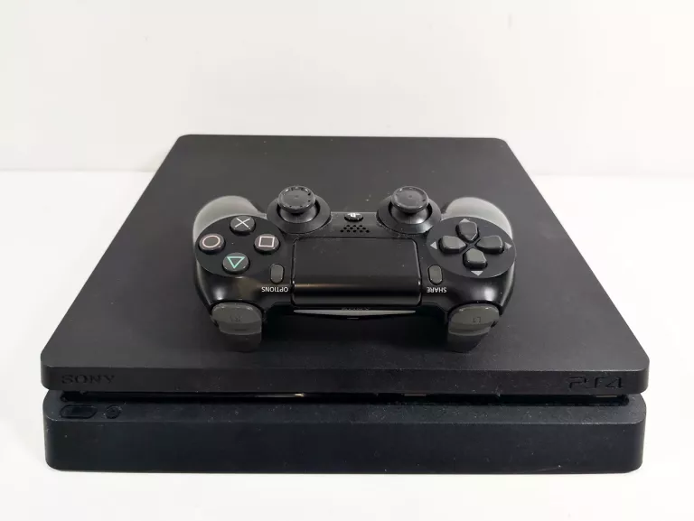 KONSOLA PS4 SLIM 1TB + PAD