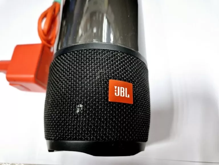 GŁOŚNIK JBL PULSE 3 + ŁADOWARKA ORYGINALNA LED WODOSZCZELNY