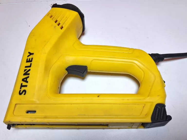 ZSZYWACZ ELEKTRYCZNY TACKER STANLEY 1-TRA700