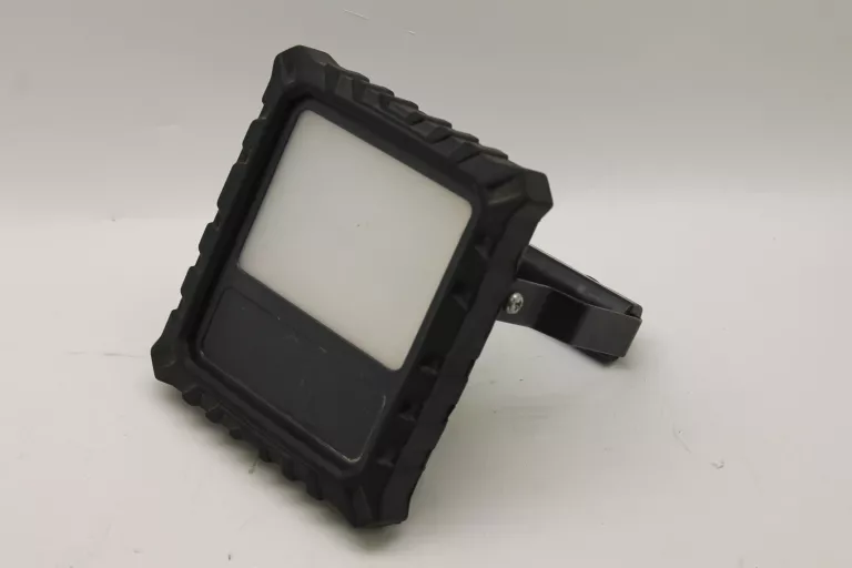 REFLEKTOR LED 20W , 4000K, MICRO-USB.