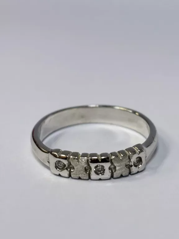 ZŁOTY PIERŚCIONEK 750 Z CYRKONIAMI | BIAŁE ZŁOTO 18K | 3,61 G | ROZMIAR 16