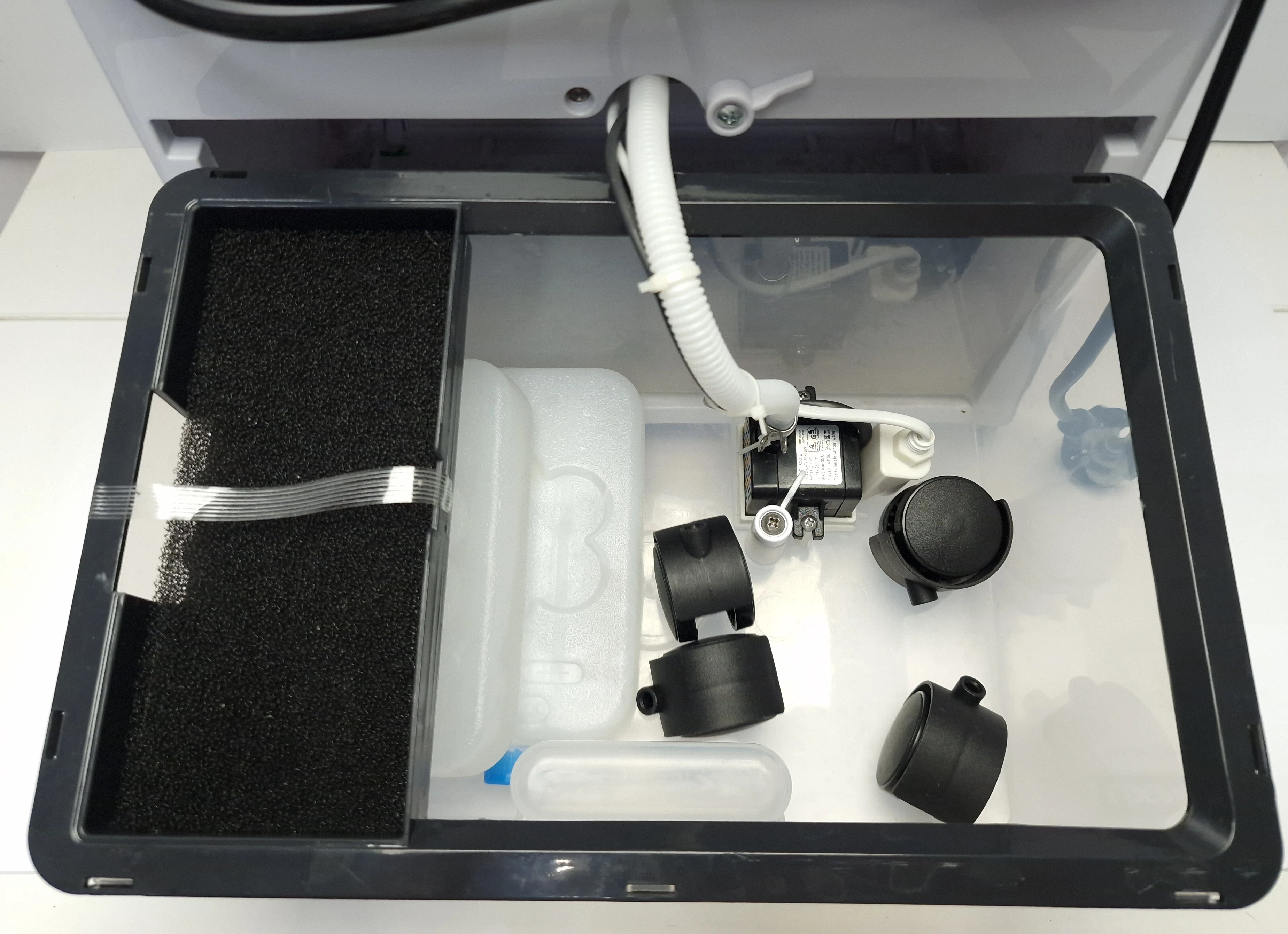 klimator-wodny-z-pilotem-one-concept-10029734-65w-50hz-220-240v-kolor-dominujacy-129357-2