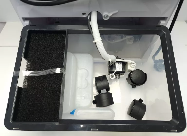 klimator-wodny-z-pilotem-one-concept-10029734-65w-50hz-220-240v-kolor-dominujacy-129357-2