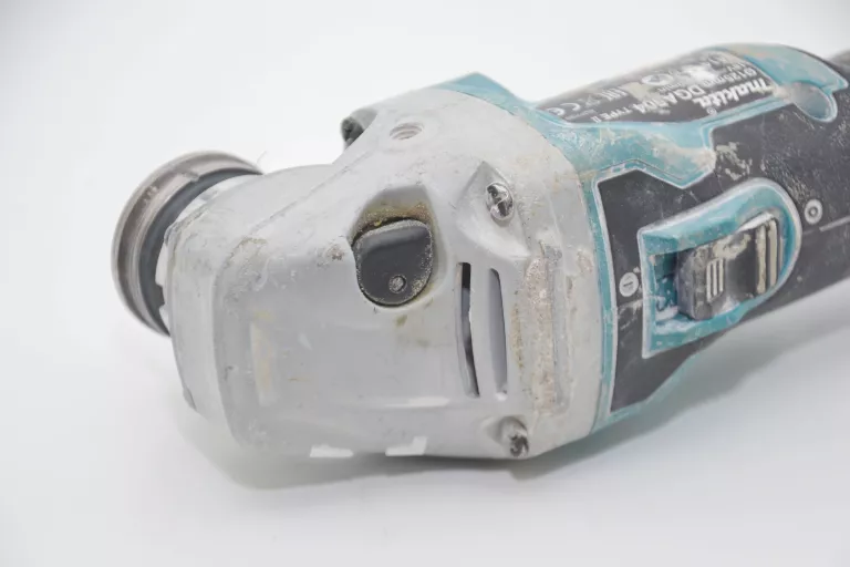 SZLIFIERKA MAKITA DGA504